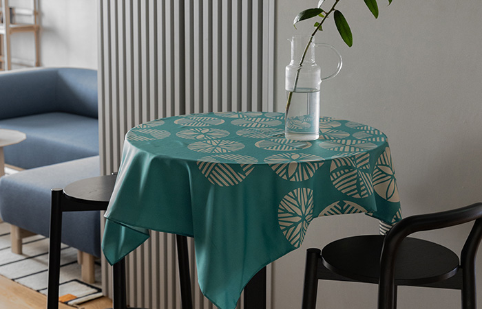 伊砂両面テーブルクロス