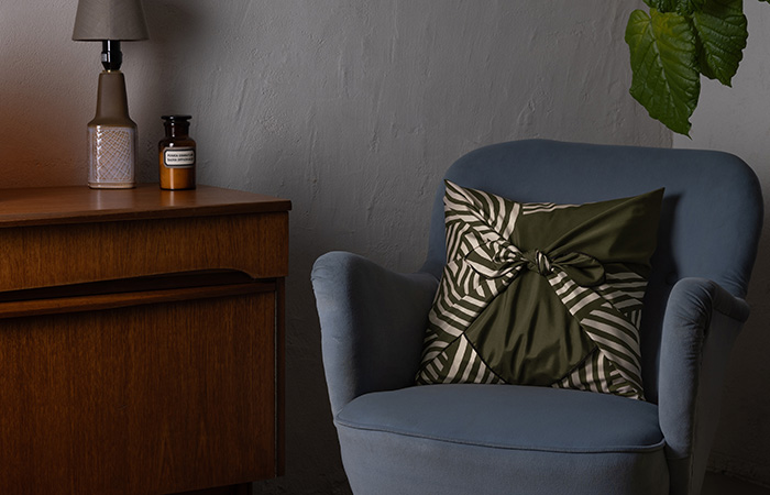 伊砂両面クッションカバー