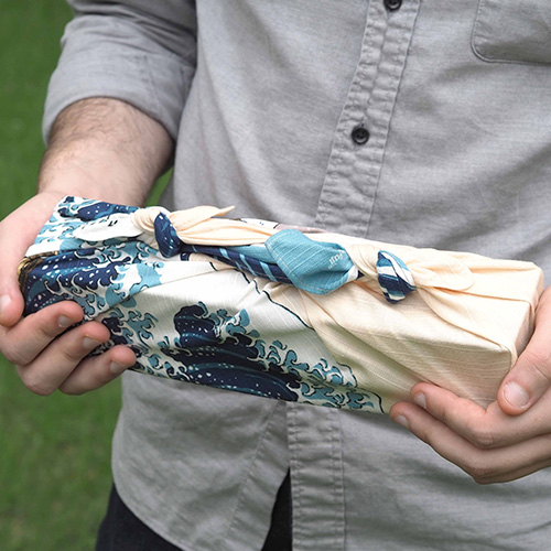 男性向けギフトにおすすめのチーフ隅田川