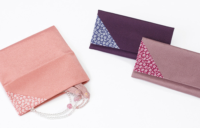 ちりめん桜小紋念珠入れ