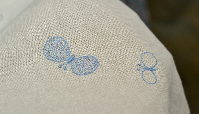 ミナ ペルホネン リネンエンブロ刺繍