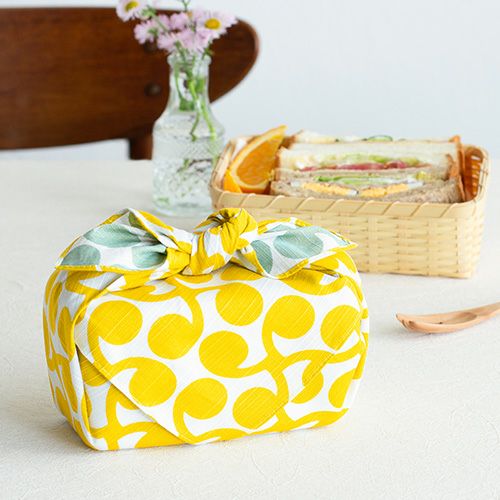 48 伊砂文様 両面 新芽 キイロ